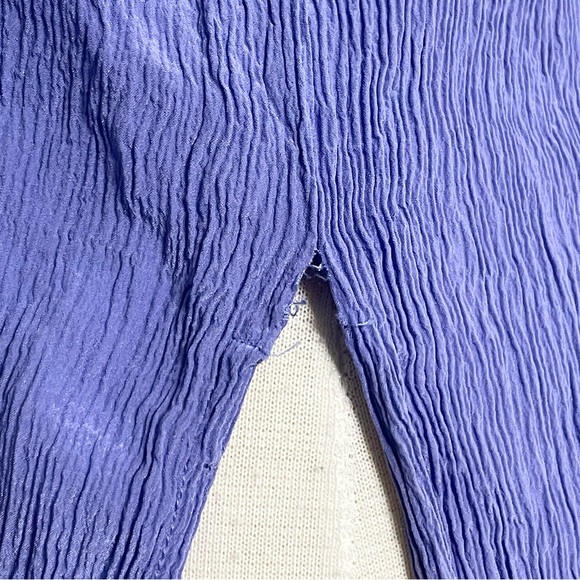 AUGUST SILK SPORT Crinkle Silk Tank Top - Picture 3 of 8